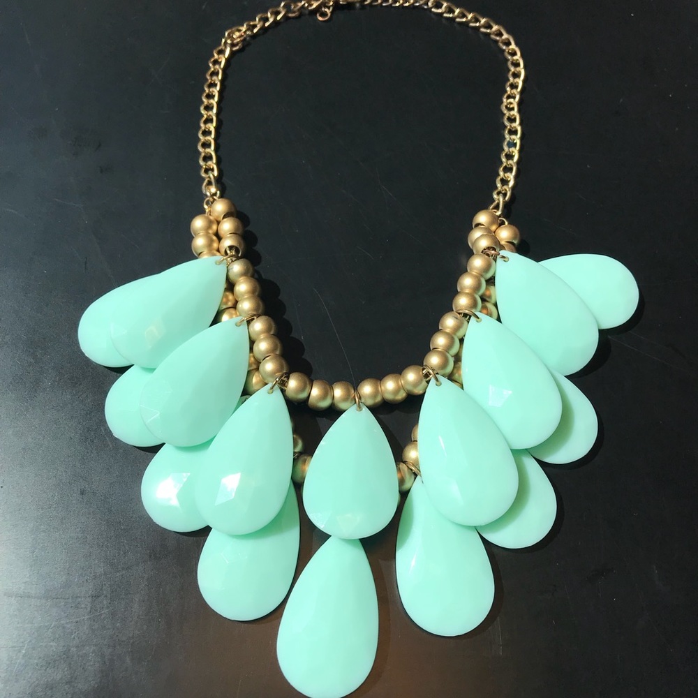 Forever 21 Statement necklace